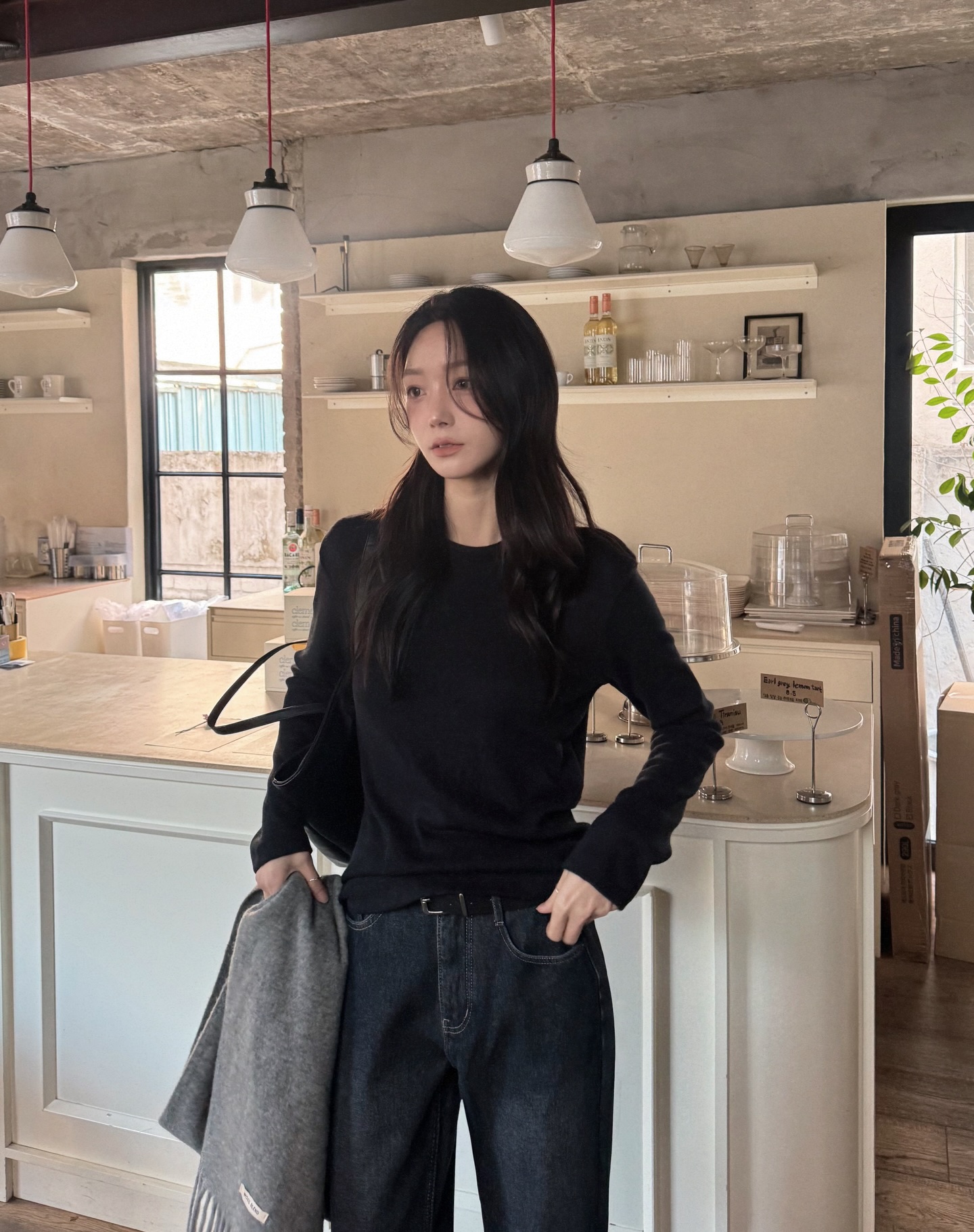 Phụ nữ Hàn mặc quần jeans ống rộng rất đẹp với 5 công thức- Ảnh 3.