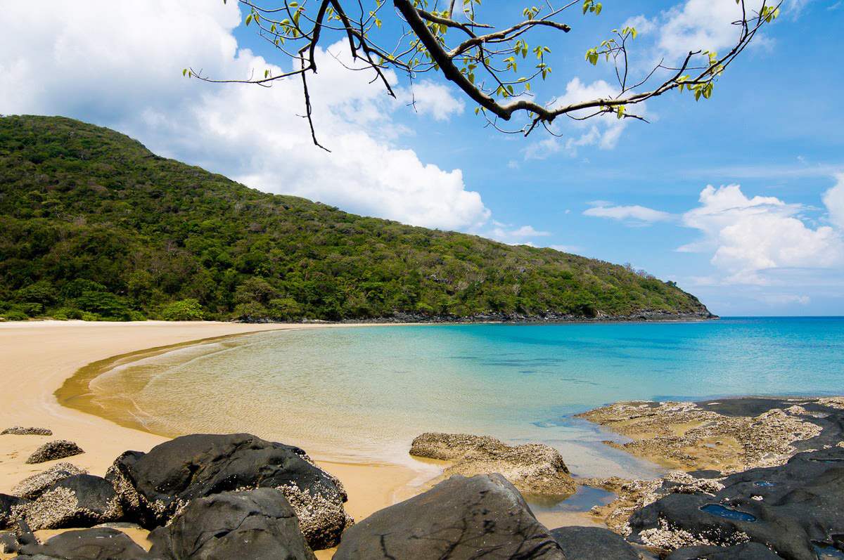 Côn Đảo nằm trong nhóm những điểm đến hưởng tuần trăng mật tuyệt vời nhất thế giới- Ảnh 1.