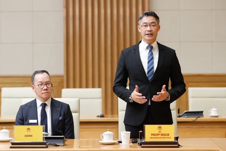 Gặp Thủ tướng, TS Philipp Rösler ấn tượng với chỉ số top đầu thế giới của VN, khẳng định DN sẽ làm 1 việc- Ảnh 2.