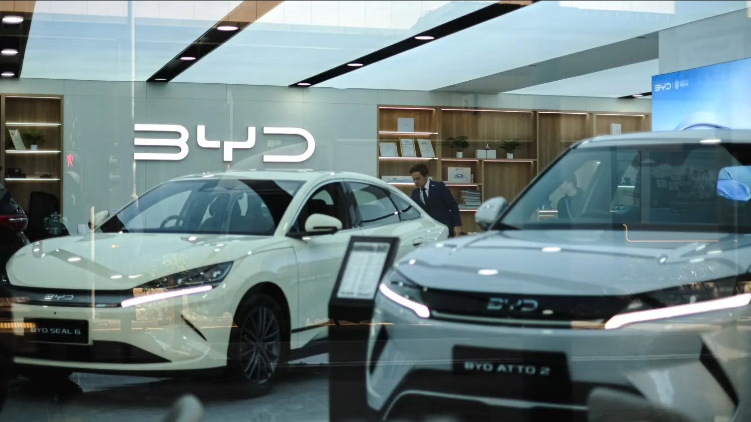 Một loạt hãng xe điện từ BYD đến Xiaomi, Xpeng 'rủ nhau' sụt giảm doanh số, 30 triệu lao động trong ngành lo lắng- Ảnh 2.