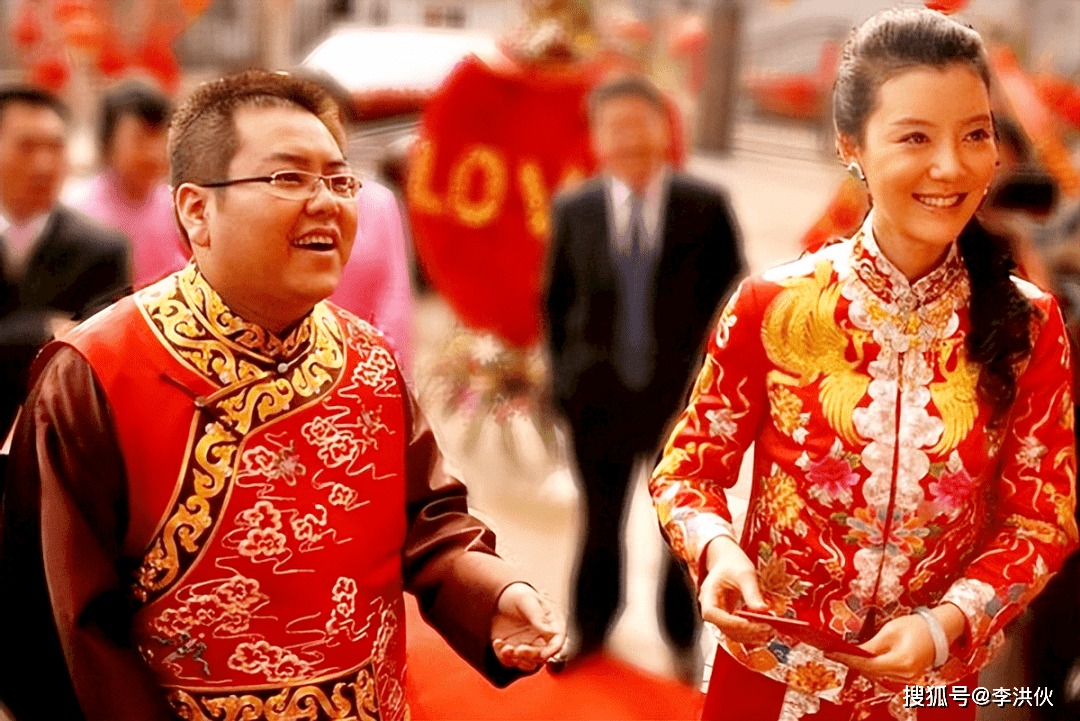 Nữ diễn viên lấy chồng Chủ tịch: Đám cưới 500 mâm, 100 chiếc Rolls-Royce rước dâu và cú sốc sau 15 tháng chung nhà- Ảnh 6.