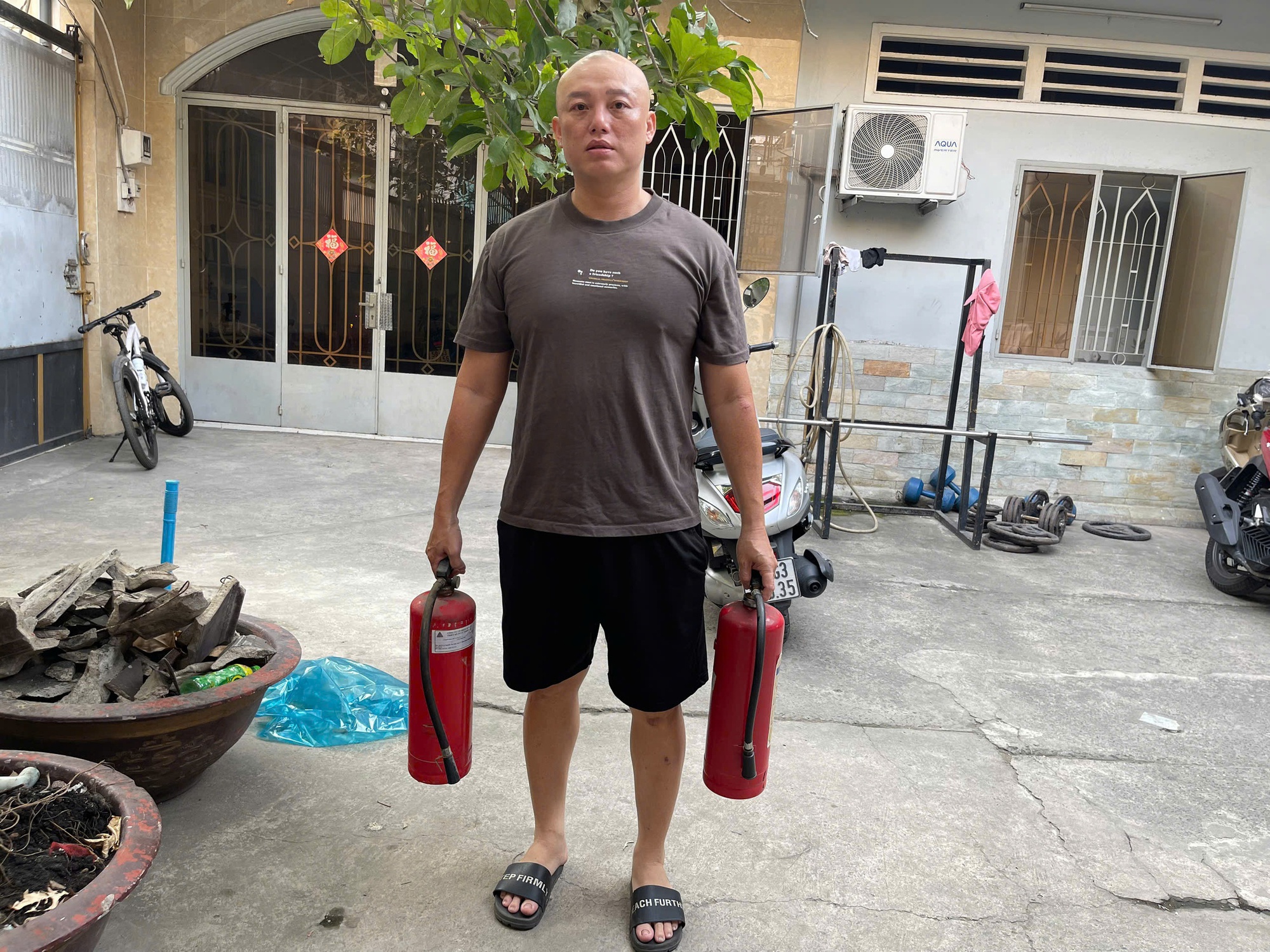 Nhân chứng kể lại giây phút cháy khiến 3 mẹ con tử vong ở TPHCM - Ảnh 1.