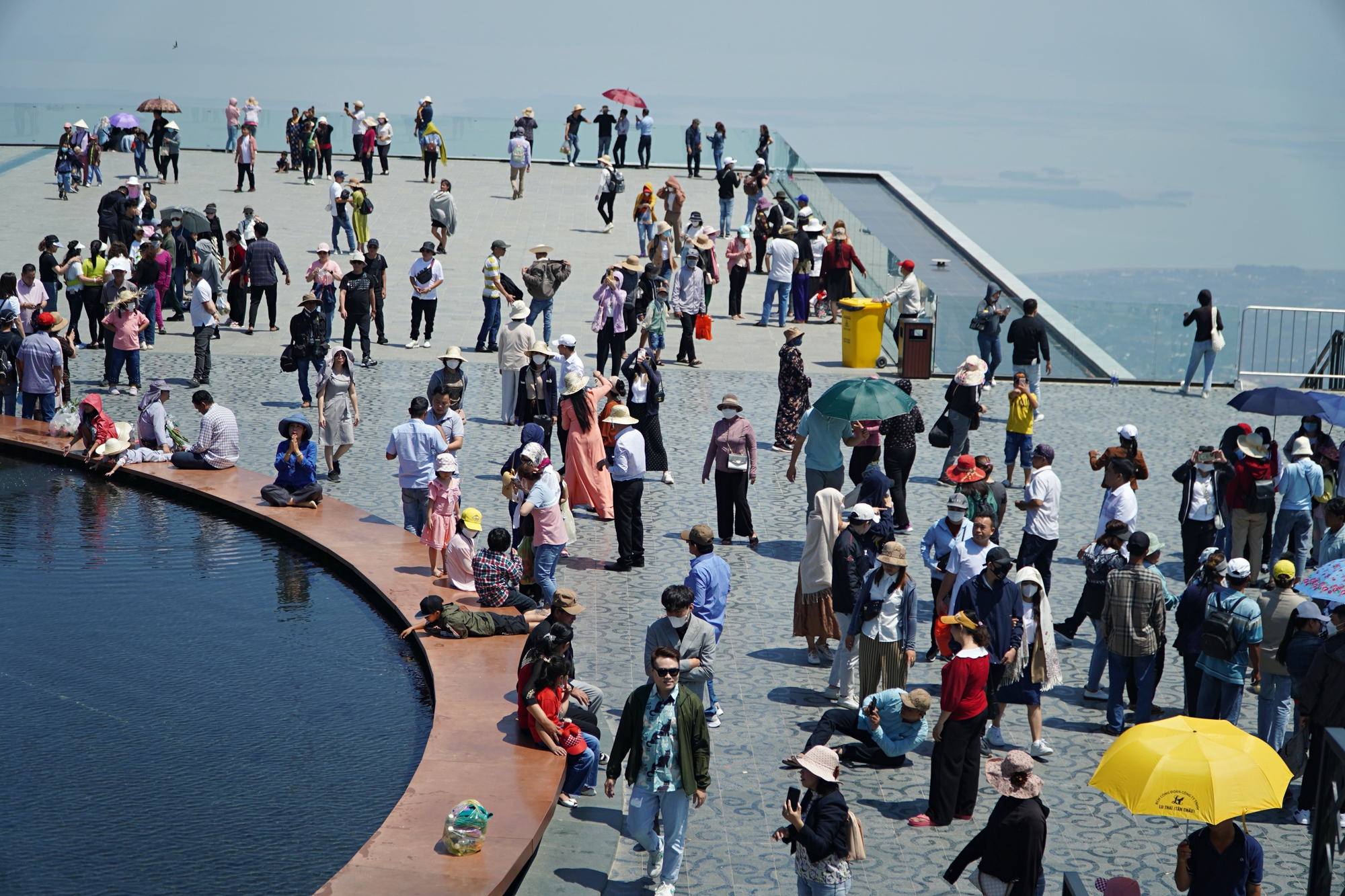 Cảnh tượng tại "nóc nhà Nam Bộ" khiến nhiều người bất ngờ, nhận xét: Thật không ngờ tới!- Ảnh 10.