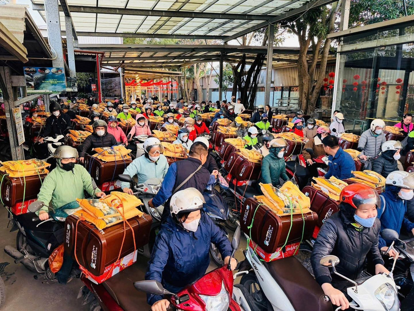 Lương tăng, thưởng Tết cao nhất 1,8 tỷ đồng- Ảnh 2.