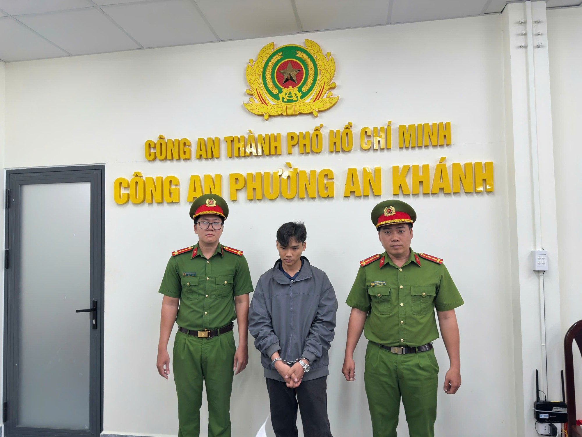 Công an TPHCM bắt chủ doanh nghiệp Tigit Motorbikes - Ảnh 1.