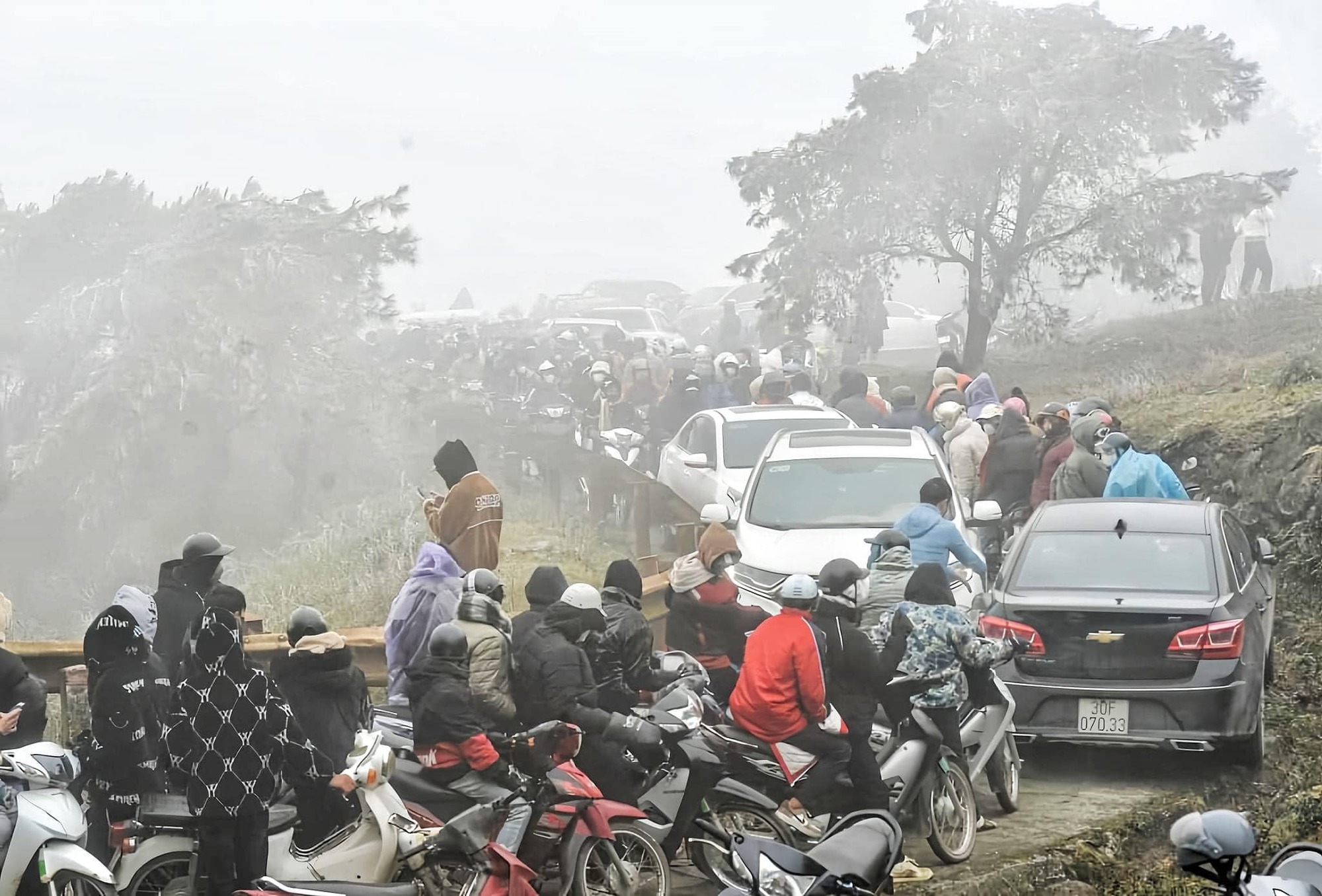 "Nơi lạnh nhất Việt Nam" sắp có quần thể du lịch nghìn tỷ, cáp treo lên đỉnh núi: Khởi công ngay sau Tết- Ảnh 4.