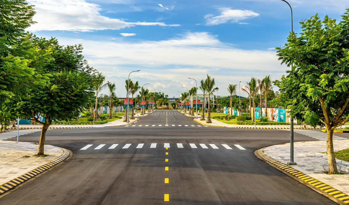 Từng là “phân khúc vua”, đất nền rơi vào nghịch lý: Có nơi, giá ngang chung cư, thậm chí rẻ hơn, đặc biệt bị nhà đầu tư lãng quên - Ảnh 4.