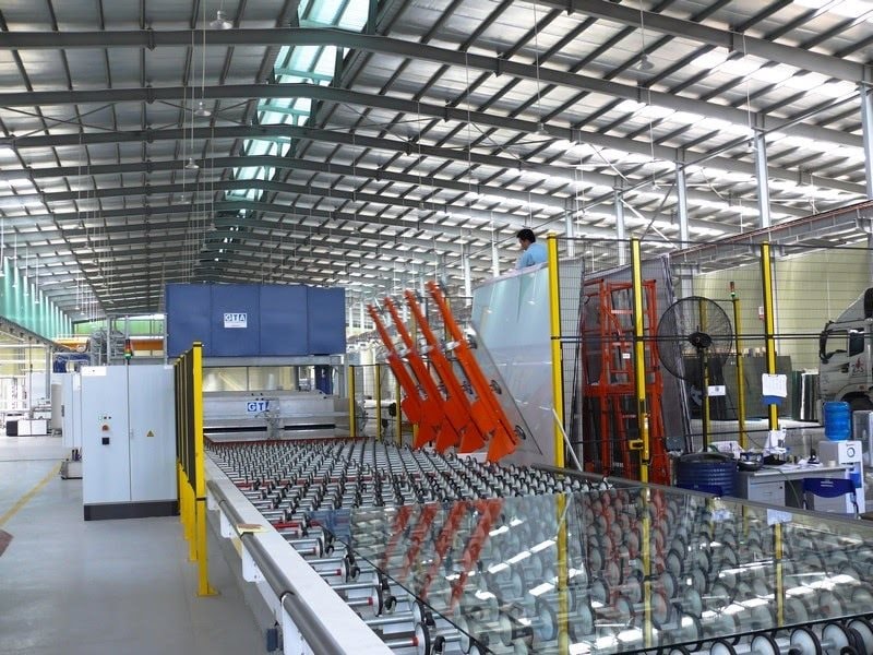 Tin vui cho Viglacera: Thuế chống bán phá giá tạm thời đối với kính xây dựng có hiệu lực từ tuần sau- Ảnh 1.