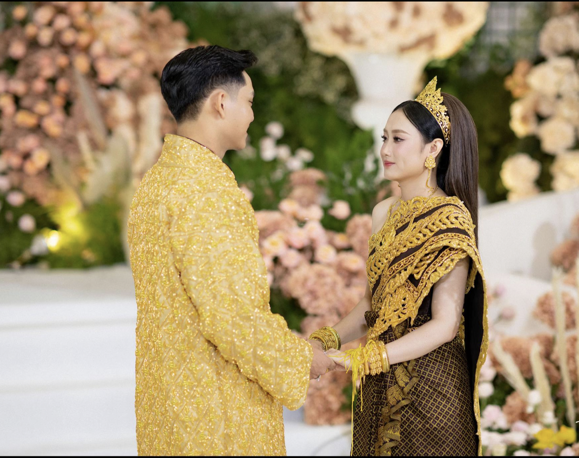 Ngã ngửa trước hình ảnh sau đám cưới của chú rể Campuchia lấy vợ Tây Ninh: "Tổng tài" nghìn tỷ sao lại thế này?- Ảnh 3.