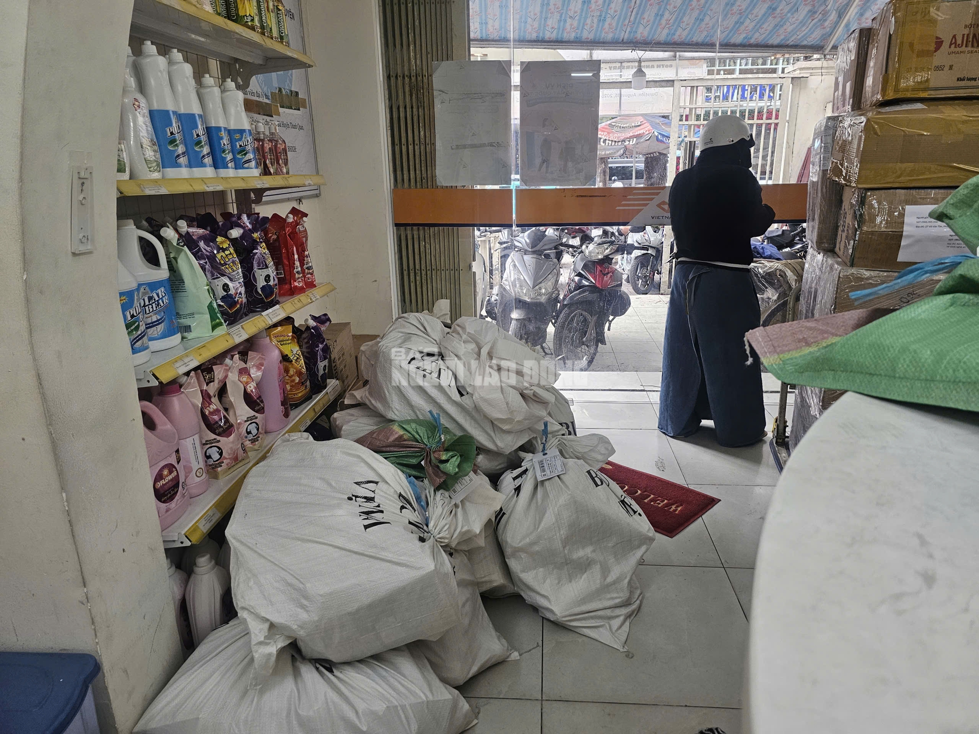 Những lưu ý quan trọng khi mua hàng online, gửi chuyển phát nhanh dịp cận Tết- Ảnh 4.