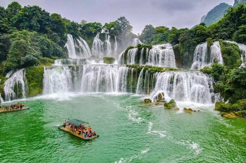 Tập đoàn xây dựng hàng đầu Trung Quốc cùng Vingroup xây cầu Tứ Liên muốn đầu tư vào Cao Bằng- Ảnh 1.