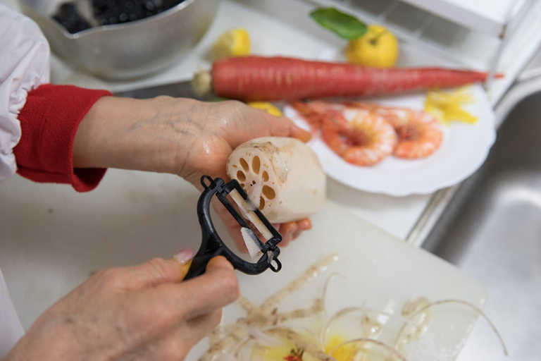 Dọn nhà đón Tết đừng bỏ qua chiếc lò vi sóng bốc mùi, đầy vi khuẩn: 4 mẹo làm sạch chỉ trong 3 phút - Ảnh 3.