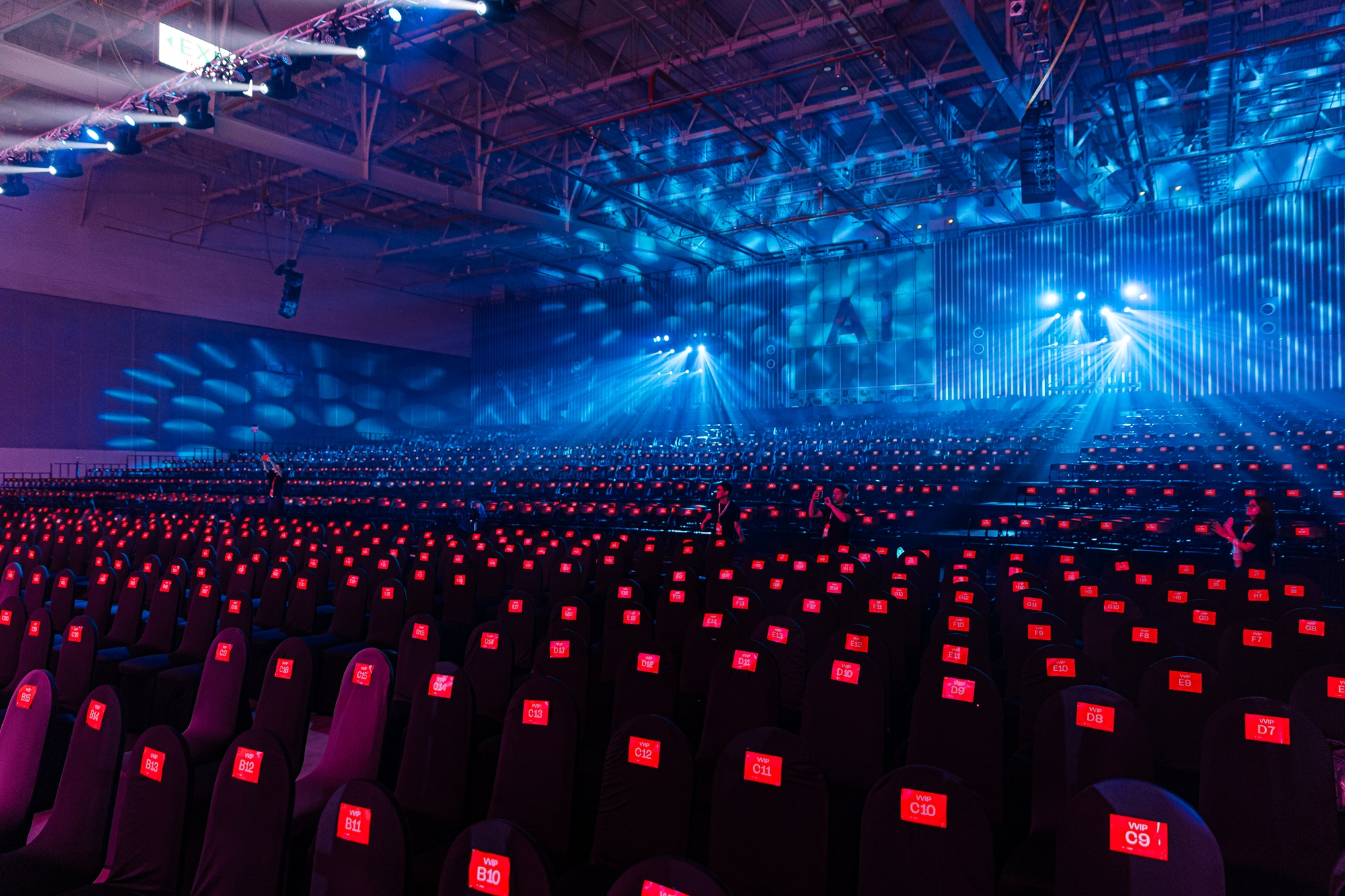 Tổng đạo diễn Gala WeChoice Awards 2025: “Dù là nội dung giải trí hay mang tính xã hội, tất cả đều xoay quanh tinh thần của con người Việt Nam”- Ảnh 3.