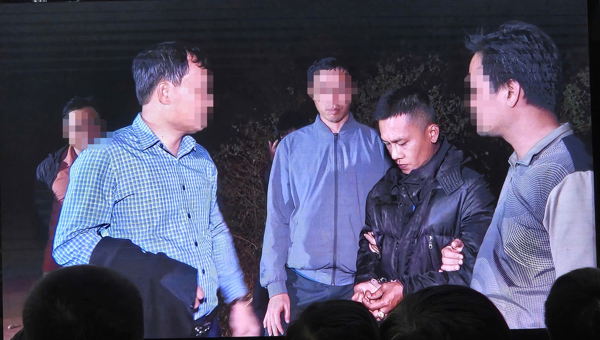 CLIP: Toàn cảnh quá trình bắt nhóm cướp ngân hàng ở Gia Lai - Ảnh 1.