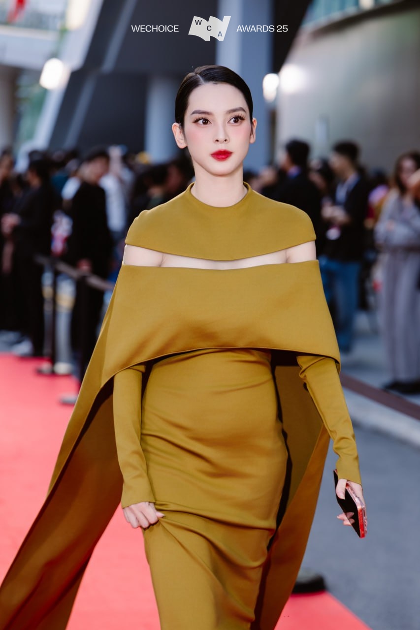 Trọn “đại tiệc nhan sắc” của các chị đẹp ở WeChoice Awards 2025 - Ảnh 7.