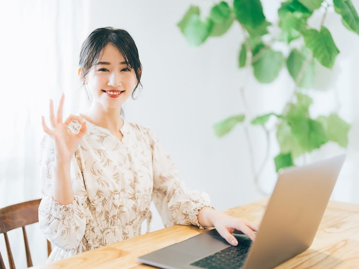 Sau tuổi 40, tôi mới nhận ra: Có những khoản tiền hoàn toàn không cần phải chi - càng chi càng nghèo- Ảnh 3.