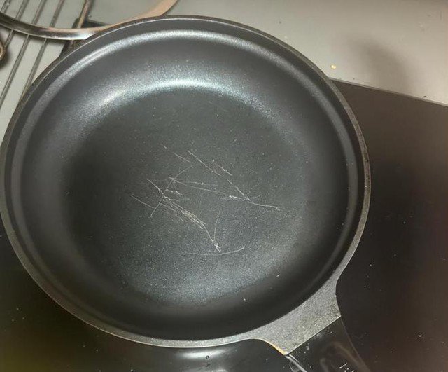 Cuối năm dọn nhà, có 3 thứ đồ cũ, dù nghèo mấy cũng đừng giữ lại: Không phải nói cho vui, đó là kinh nghiệm xương máu- Ảnh 2.