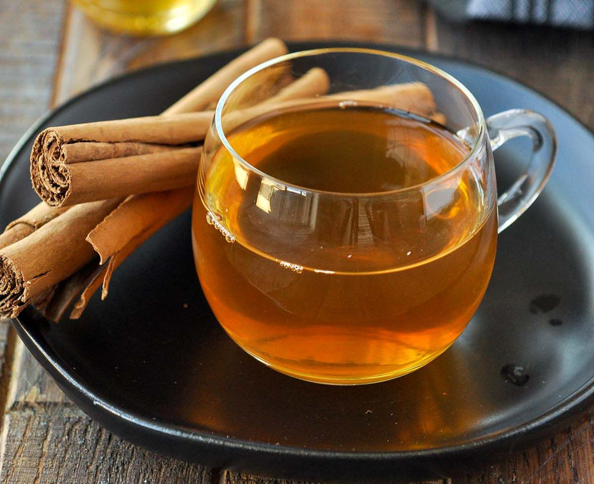 6 loại nước uống trước khi ngủ để giảm cân, thải độc: Chị em chăm uống từ nay đến Tết vừa đẹp vừa khỏe - Ảnh 1.