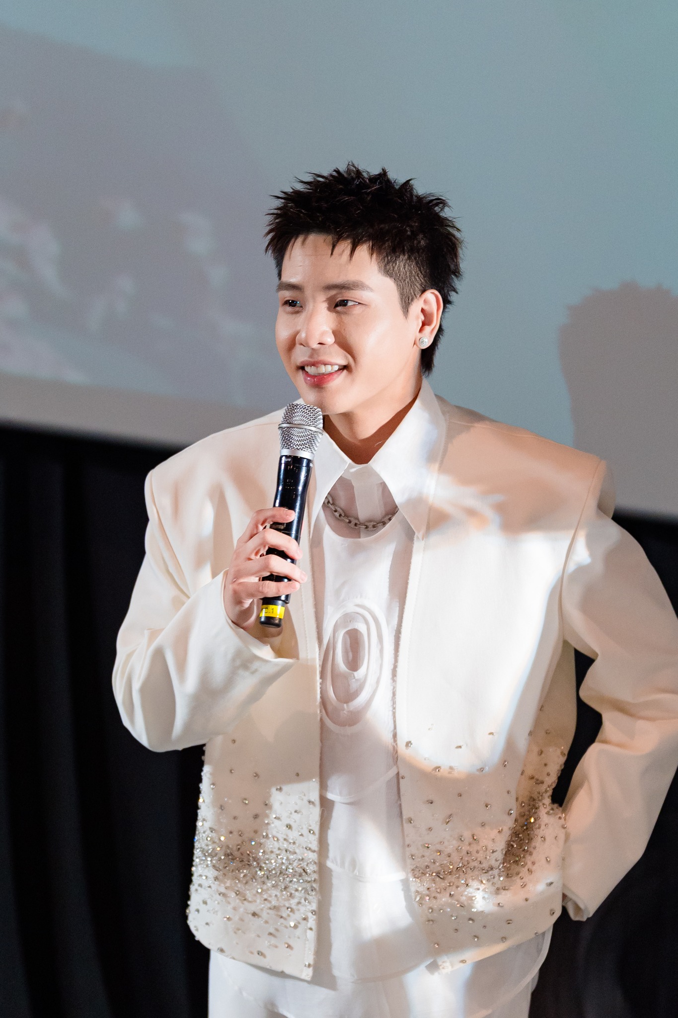 Công an Lạng Sơn hỗ trợ nam ca sĩ đình đám sinh năm 1997 - Ảnh 5.