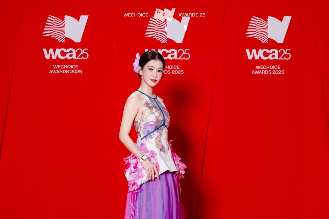 Trọn “đại tiệc nhan sắc” của các chị đẹp ở WeChoice Awards 2025 - Ảnh 9.