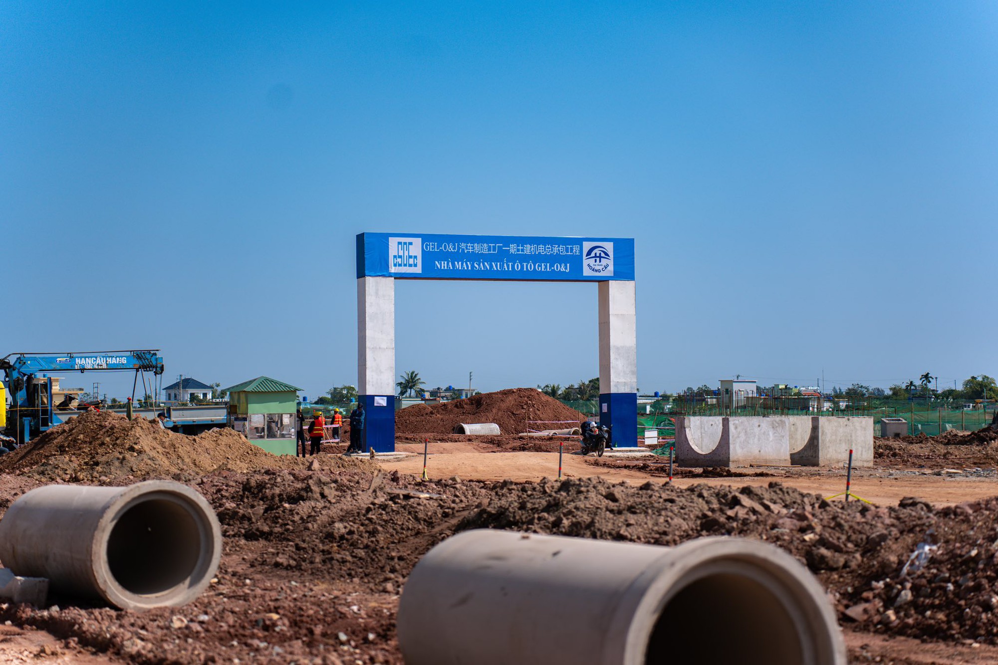 Hình ảnh mới nhất về Nhà máy ô tô Trung Quốc đầu tiên ở Việt Nam sau 3 tháng khởi công: Những chi tiết đáng chú ý- Ảnh 2.