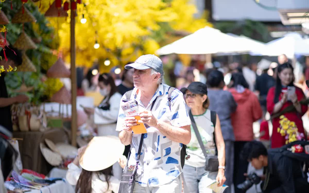 Du lịch Việt Nam lập kỷ lục gần 2,5 triệu khách quốc tế trong tháng đầu năm 2026- Ảnh 1.