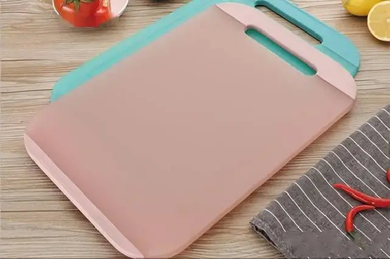 4 đồ dùng nhà bếp nên dừng dùng ngay: Bác sĩ cảnh báo nguy cơ nằm trong “danh sách gây ung thư”, hầu như nhà nào cũng có- Ảnh 2.