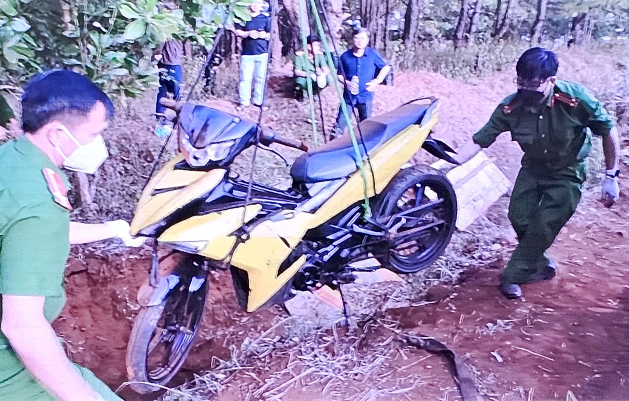 Chi tiết vụ cướp ngân hàng tại gia Lai gây xôn xao dư luận - Ảnh 3.