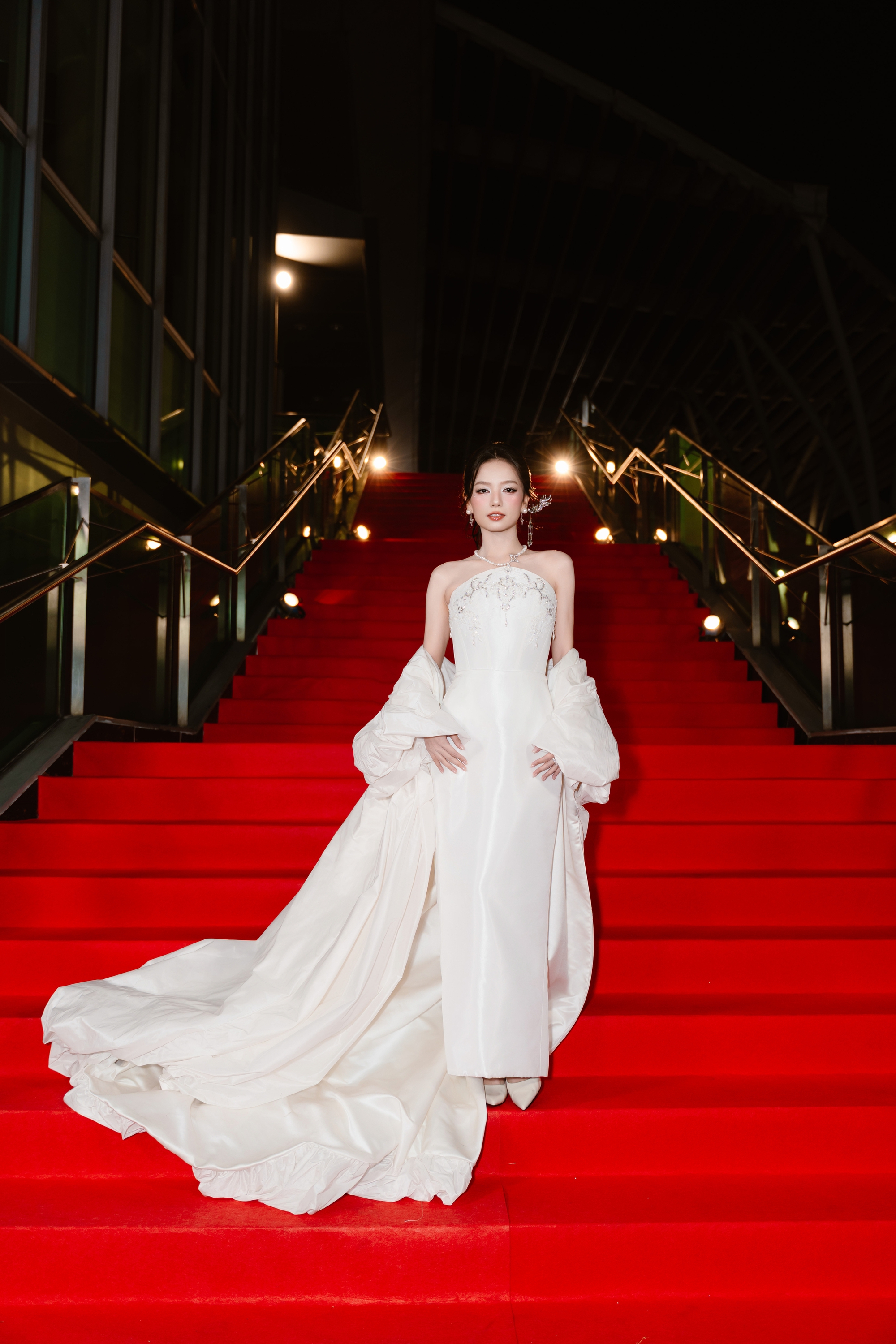 Mỹ nhân duy nhất xứng đáng là "thần tiên tỷ tỷ" ở WeChoice Awards 2025, mọi đường nét đều chuẩn tuyệt tác trời ban - Ảnh 1.