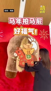 Khách Việt bất ngờ trước cảnh tượng trên phố Trung Quốc dịp năm mới, nhận xét: "Ai cũng như vậy sao?" - Ảnh 3.