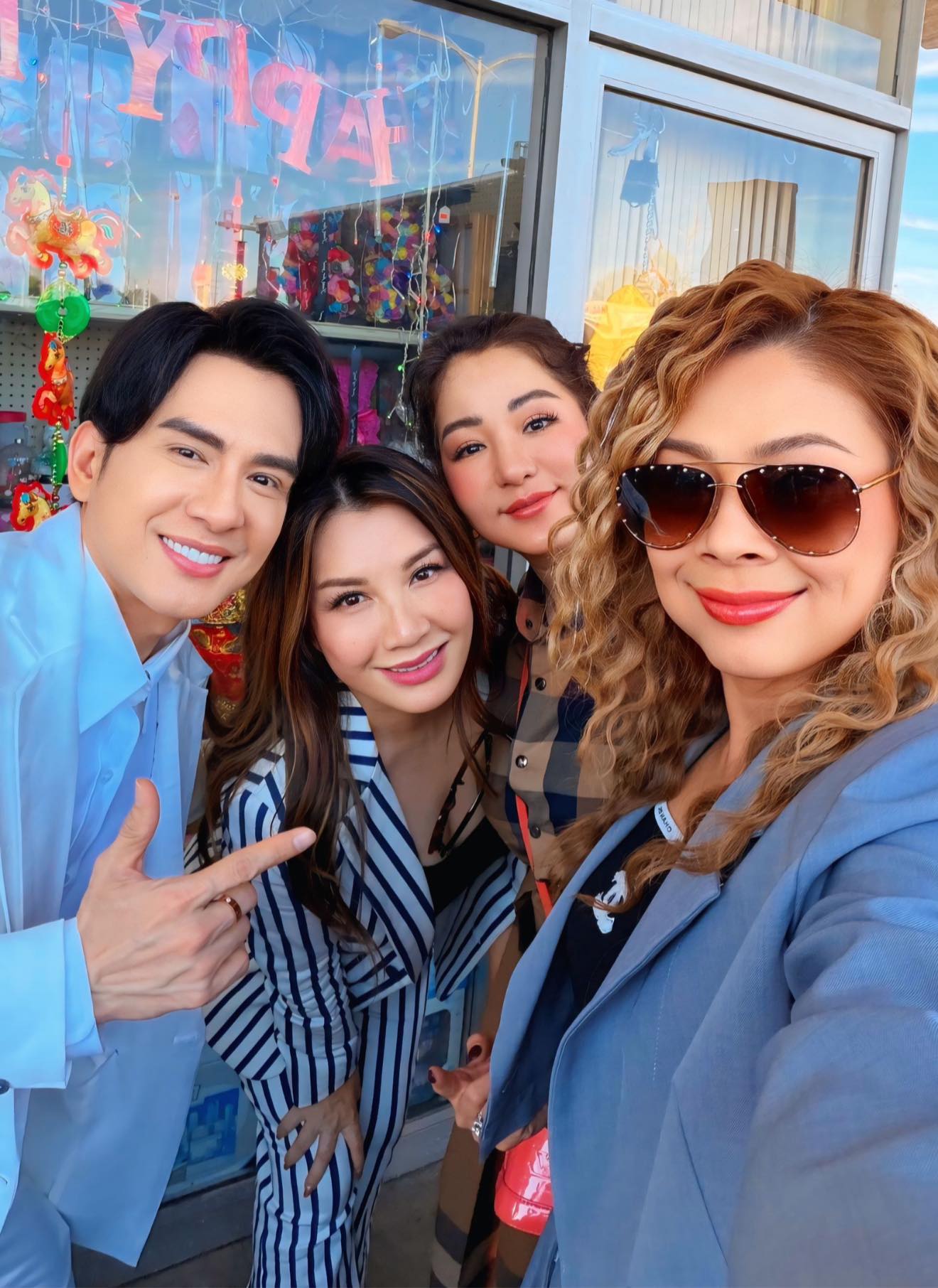 Đan Trường thông báo tin vui ở tuổi 50, hàng loạt sao Việt chúc mừng - Ảnh 2.