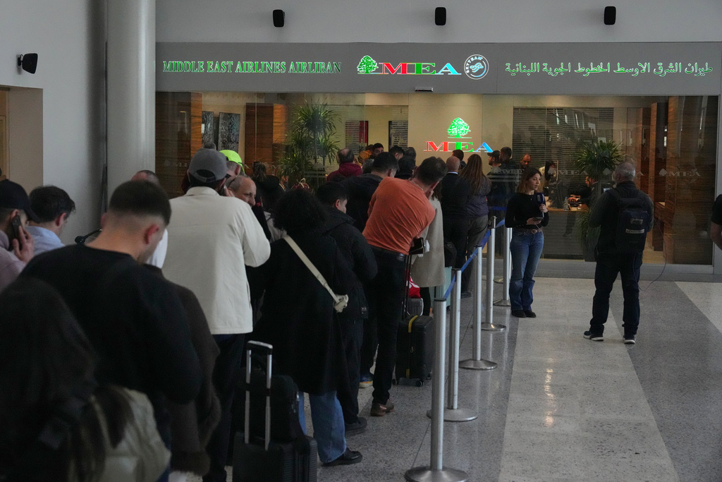 Hàng không thế giới hỗn loạn vì căng thẳng ở Trung Đông - Ảnh 3.