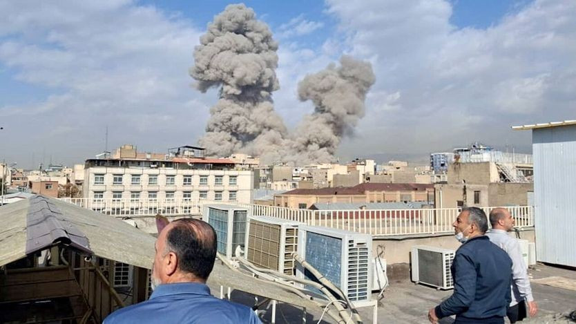 Giá vàng quốc tế có thể còn tăng mạnh- Ảnh 3.