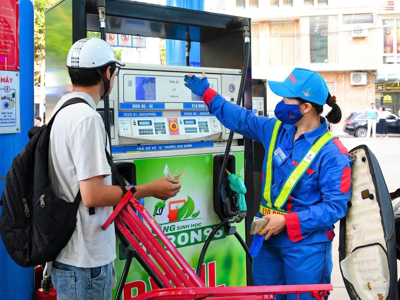 Petrovietnam kiến nghị Chính phủ dừng xuất khẩu dầu thô để ưu tiên thị trường trong nước- Ảnh 1.