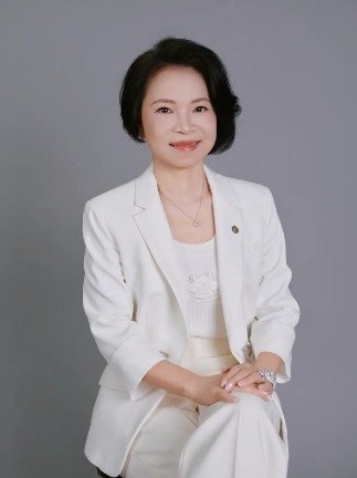 Nóng: Forbes công bố danh sách tỷ phú năm 2026, vợ và em vợ ông Phạm Nhật Vượng lần đầu tiên góp mặt- Ảnh 2.