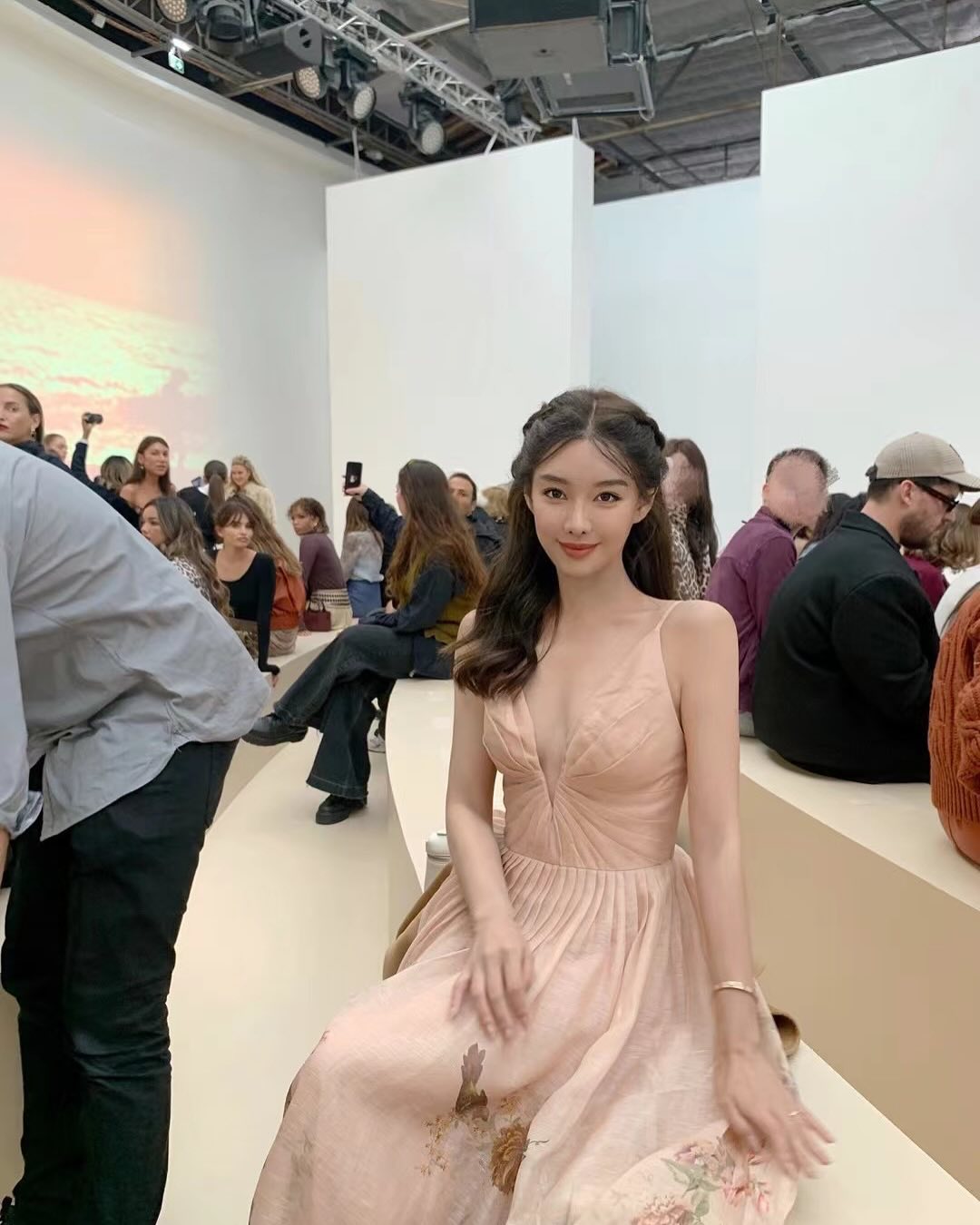 Cuộc sống hiện tại của "Tiểu thư đẹp nhất giới siêu giàu Trung Quốc" sau tròn 16 năm nổi tiếng- Ảnh 17.