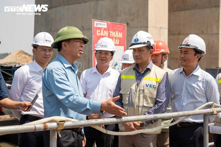 Tăng tốc thi công nút giao Tân Vạn Vành đai 3 để kết nối sân bay Long Thành- Ảnh 4.