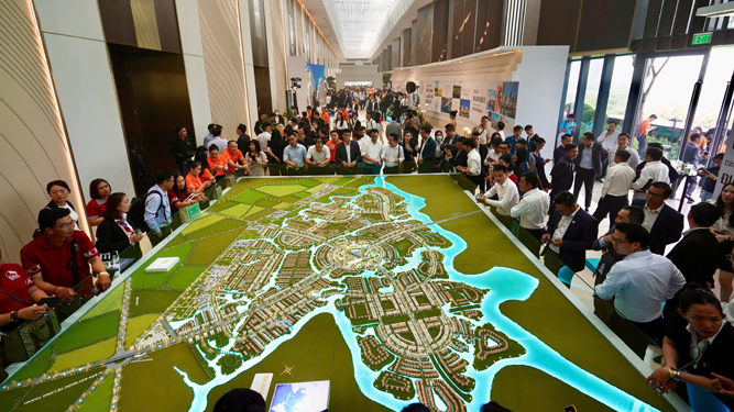 Nhà đầu tư địa ốc rục rịch cắt lỗ - Ảnh 1.