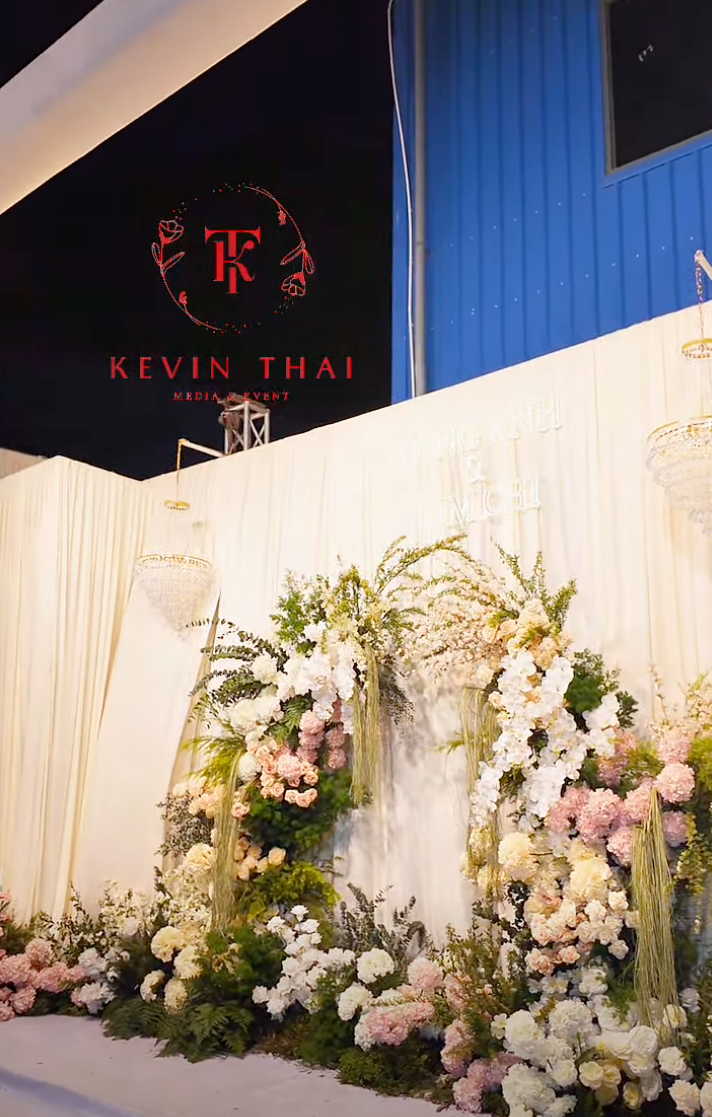 Đám cưới gây chú ý tại Hải Hậu: Rạp cưới rộng 1.000m2, dàn xe moto tiền tỷ rước dâu- Ảnh 6.