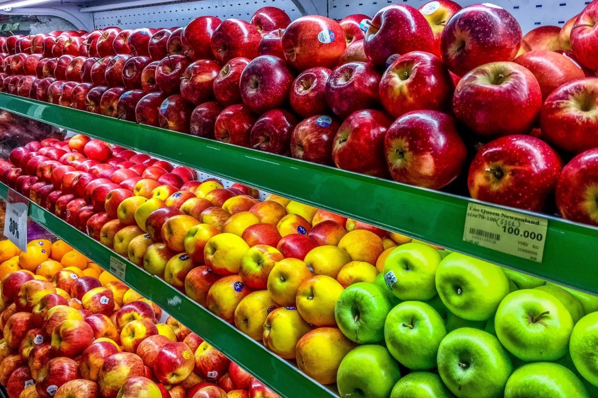 Mẹo "xương máu" khi mua táo trong siêu thị, dân sành thuộc như bảng cửu chương - Ảnh 1.