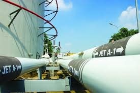 Đại diện Cục Hàng không Việt Nam: Chiến sự Trung Đông khiến giá nhiên liệu JetA1 tăng gấp 3 lần, chi phí các hãng hàng không sẽ đội lên 60-70%- Ảnh 1.