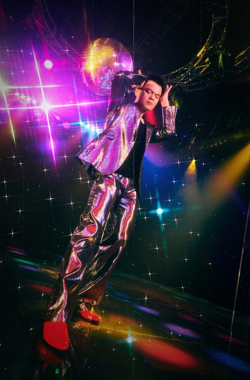 Tổng tài cả nước biết mặt bỏ chức CEO, quyết làm ca sĩ giật hết spotlight showbiz- Ảnh 6.