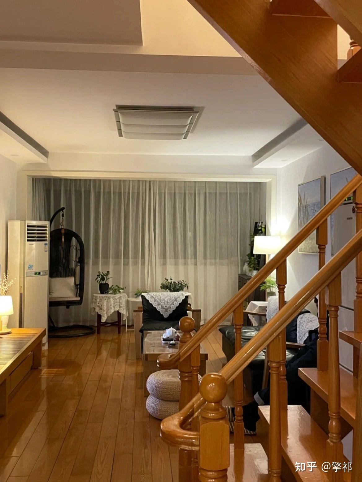 Khoe nhà mẹ chồng, người phụ nữ nhận về hàng nghìn bình luận: “Xem xong chỉ muốn về dọn lại nhà”! - Ảnh 2.