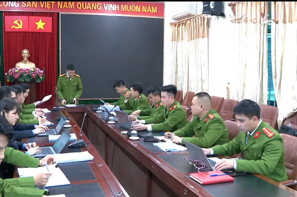 Chiến sĩ trinh sát trẻ trong cuộc truy vết 5.300 tỷ của “đế chế” Mr Pips: "Chúng tôi đi qua từ cơn mưa này đến cơn mưa khác"- Ảnh 6.