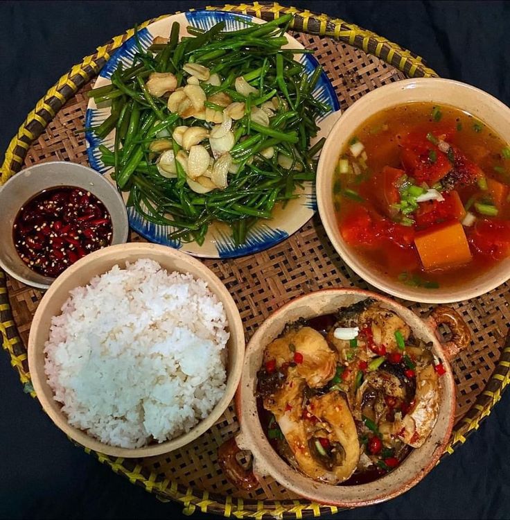 Người xưa dặn khi nấu cơm tuyệt đối đừng quên cho thứ này vào nồi, không chỉ ngon mà còn giữ ấm gia đạo- Ảnh 2.