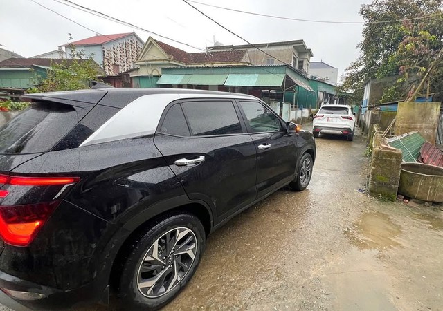 Vì sao công an xử phạt tài xế bị 'khoá đầu, khóa đuôi xe