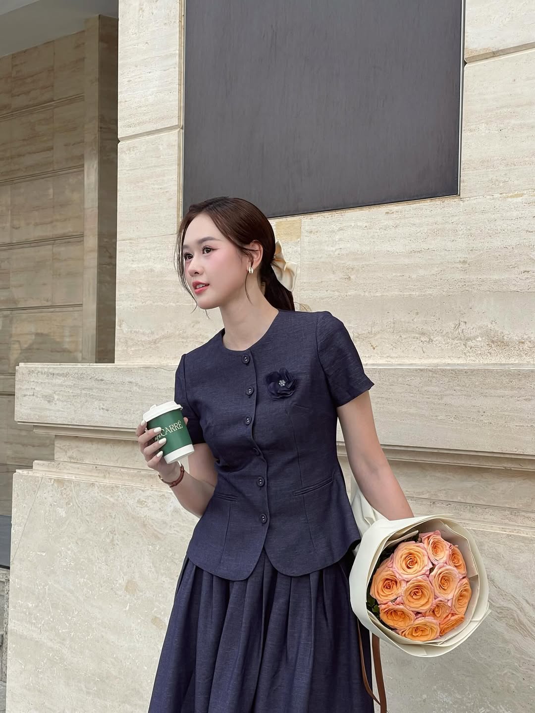 Mỹ nữ lái Porsche viral TikTok: 1 giây lướt qua cũng khiến người khác ngoái nhìn, nhận mưa lời khen vì mặc đẹp- Ảnh 9.