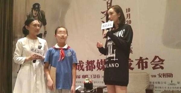 Mỹ nhân đầu tiên sống sót qua 4 lần cấm sóng: Đôi mắt là ngoại lệ quốc gia, nghỉ hát 12 năm vẫn bị đòi album mỗi ngày- Ảnh 7.