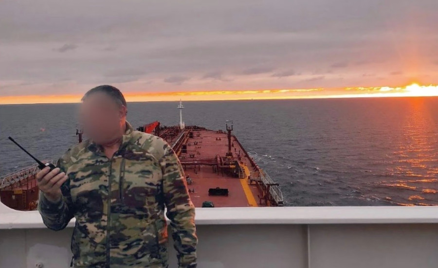 Nga bắt đầu sử dụng công ty quân sự tư nhân để bảo vệ 'hạm đội bóng tối'- Ảnh 2.