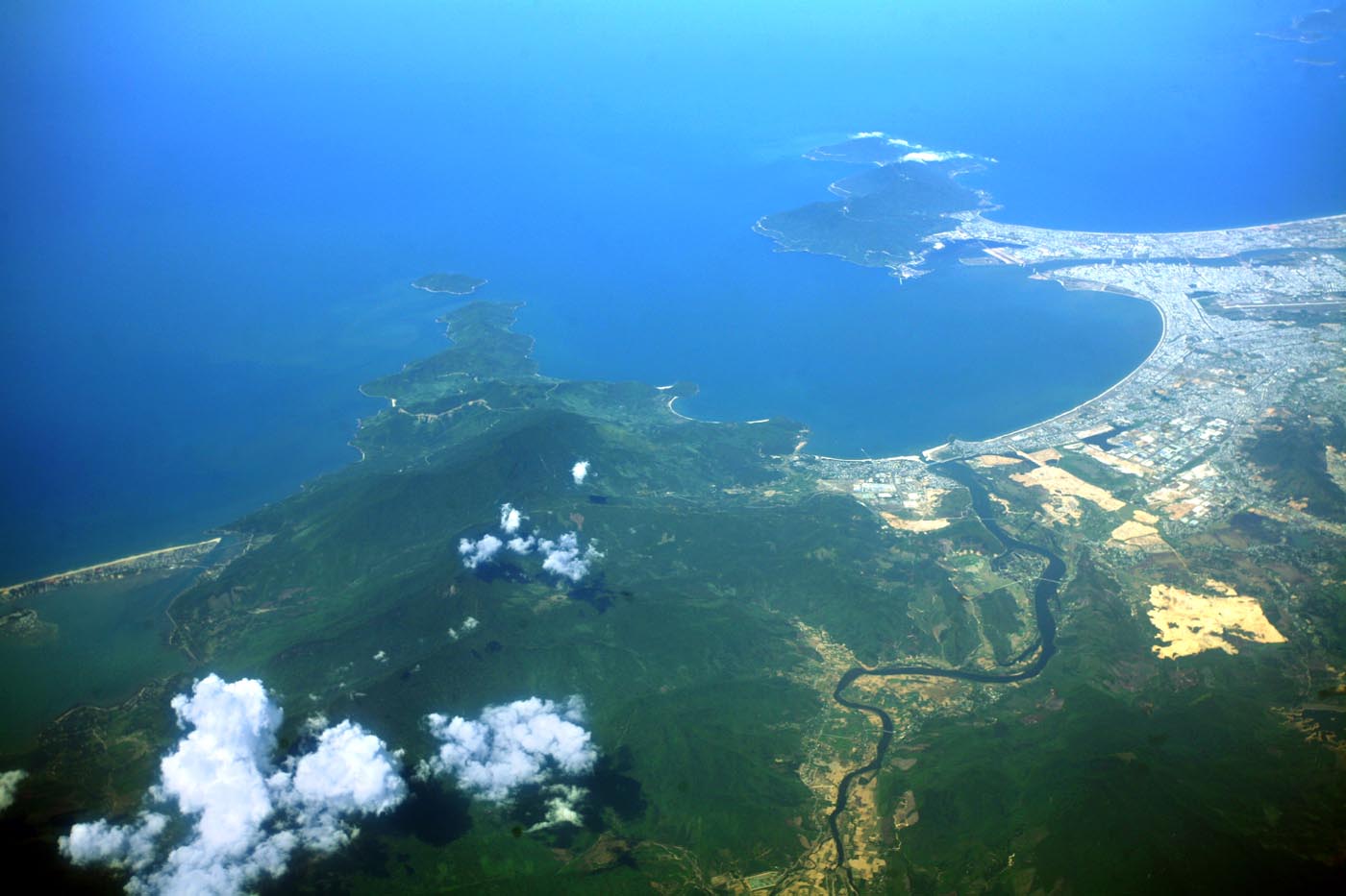 Thiên đường sống giữa vùng xanh nguyên bản dưới chân “thiên hạ đệ nhất hùng quan” - Ảnh 1.